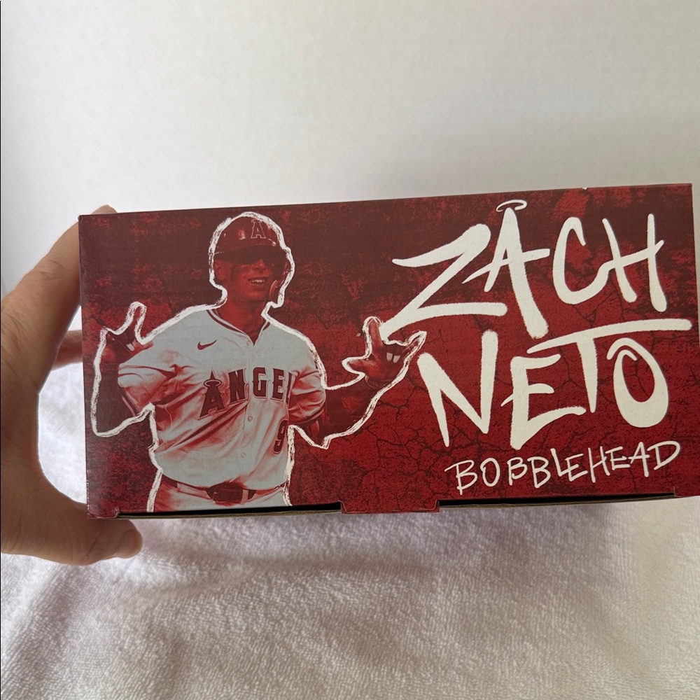 Angels Red Bobblehead Box - Picture 5 of 12
